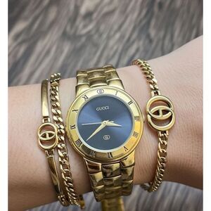 Vintage Gucci Gold Ladies Watch With Black Dial Working New Battery